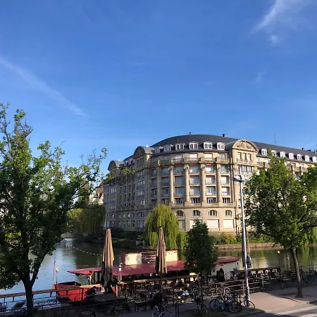 Quai Des Pecheurs - Vue Cathedrale Lägenhet